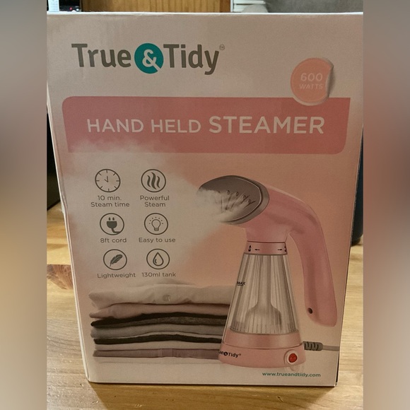 True & Tidy: Light pink Hand held steamer 600 watts easy to use steamer in box. - Picture 1 of 5